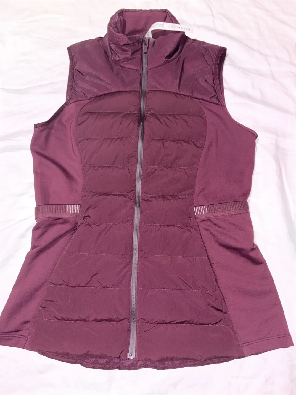 Like new Lululemon Down For It All Vest Size 8